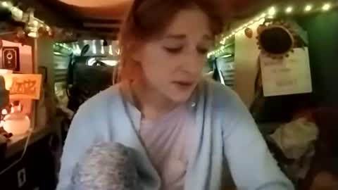 LesleyGumGrass- The Boring Trans girl online show from December 4, 8:28 pm