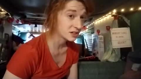 LesleyGumGrass- The Boring Trans girl online show from March 18, 5:49 pm