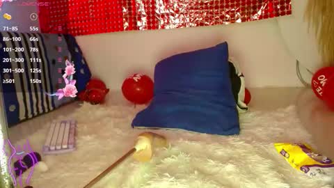 Leslie online show from February 14, 1:30 pm