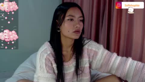 Snapshot of leslie__anderson chatting on December 6, 6:04 am Leslie online show from December 6, 6:04 am