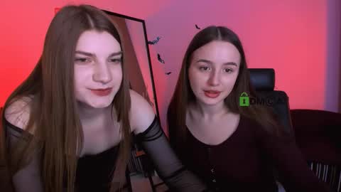 leslie_bird online show from November 6, 9:43 am