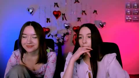 leslie_bird online show from February 15, 9:52 am