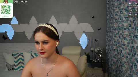 Snapshot of lesliekorfs chatting on January 29, 12:43 am LeslieKorfs online show from January 29, 12:43 am