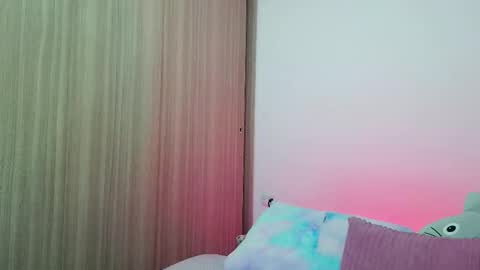 Snapshot of leslystone_ chatting on January 10, 9:52 pm Lesly online show from January 10, 9:52 pm