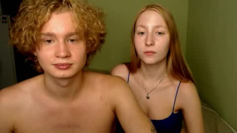 Snapshot of lessyxjhony chatting on September 8, 2:38 pm Alisa Jhony online show from September 8, 2:38 pm