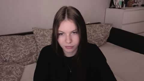 Snapshot of let_me_seee chatting on October 28, 2:20 pm Fiona online show from October 28, 2:20 pm