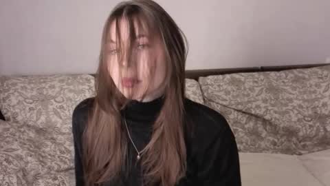 Snapshot of let_me_seee chatting on November 22, 2:16 pm Fiona online show from November 22, 2:16 pm