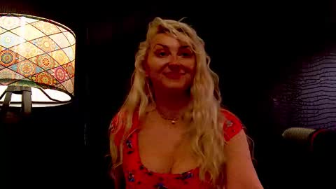 Snapshot of leticiareys chatting on February 23, 11:29 am leticiareys online show from February 23, 11:29 am