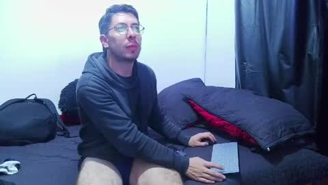 Torres online show from April 23, 11:18 pm