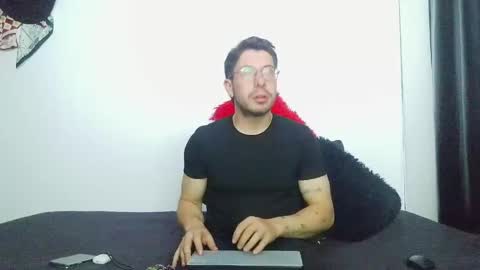 Torres online show from April 27, 12:30 am