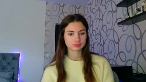 Emily online show from November 10, 6:45 am