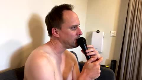 Snapshot of lettucespice chatting on January 14, 2:06 am lilithgaze online show from January 14, 2:06 am