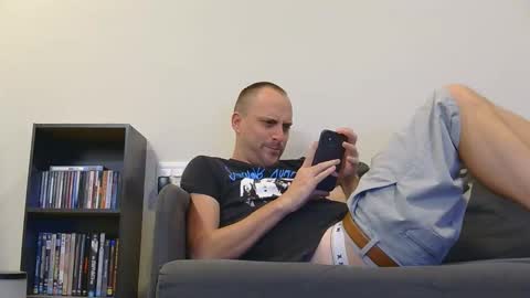 Snapshot of lettucespice chatting on April 4, 9:40 am lilithgaze online show from April 4, 9:40 am