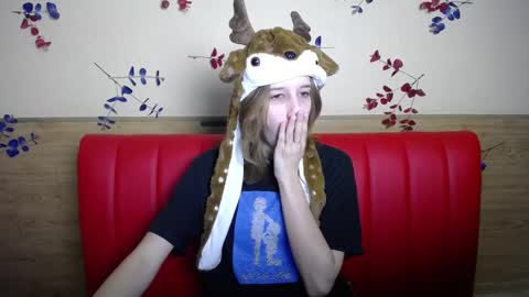 Snapshot of letty_curly chatting on December 5, 6:10 am letty_curly online show from December 5, 6:10 am