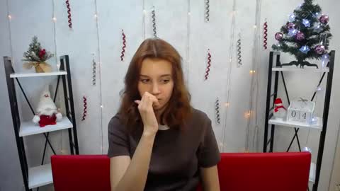 Snapshot of letty_curly chatting on January 4, 3:18 am letty_curly online show from January 4, 3:18 am