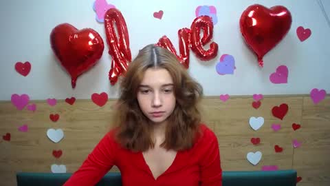 Snapshot of letty_curly chatting on February 13, 6:09 am letty_curly online show from February 13, 6:09 am