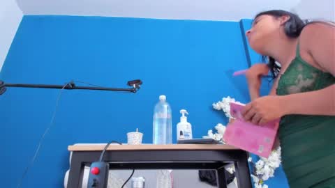Snapshot of letty_straus chatting on June 4, 11:05 am Maria Jose online show from June 4, 11:05 am