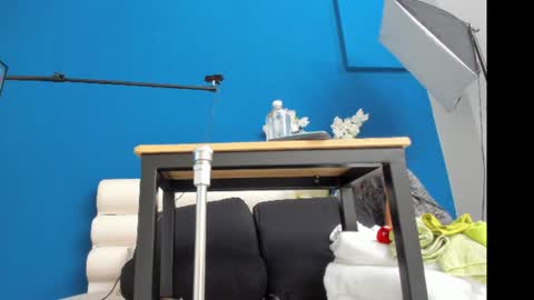 Maria Jose online show from June 20, 11:13 am