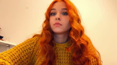 Lola online show from February 25, 8:07 pm