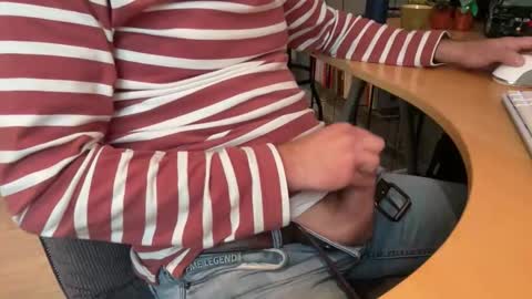 Snapshot of leukurrt chatting on October 27, 7:56 am leukurrt online show from October 27, 7:56 am