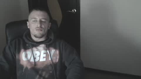 Snapshot of lev1ngston chatting on January 25, 9:57 pm lev1ngston online show from January 25, 9:57 pm