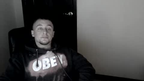 Snapshot of lev1ngston chatting on January 29, 4:58 am lev1ngston online show from January 29, 4:58 am