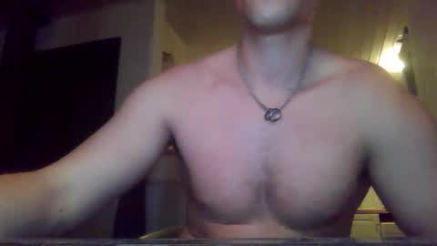 Snapshot of levaithen369 chatting on November 4, 9:03 pm levaithen369 online show from November 4, 9:03 pm