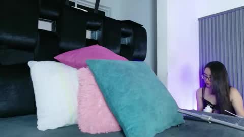 levana1 online show from May 5, 11:13 pm