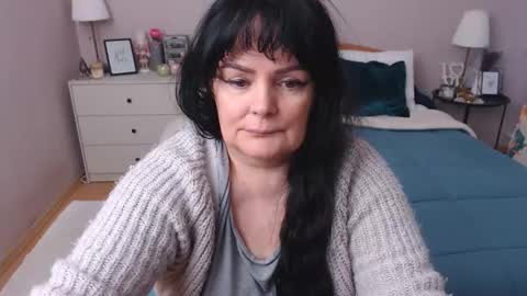 Mary online show from January 9, 12:41 pm