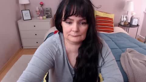 Mary online show from March 3, 1:28 pm