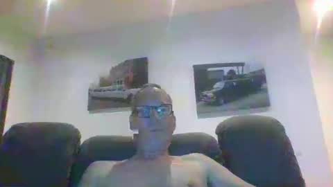 Snapshot of levensgenieters2 chatting on March 8, 9:29 pm levensgenieters2 online show from March 8, 9:29 pm