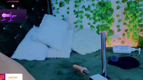 Levi  online show from September 29, 6:02 pm