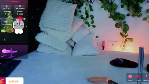 Levi  online show from December 4, 4:05 pm