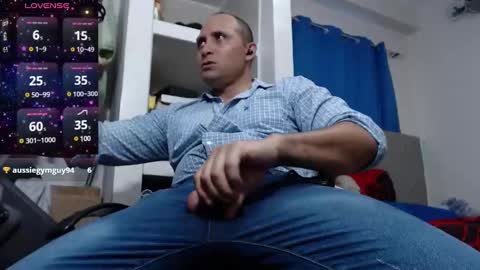 Snapshot of lewislamxxx chatting on January 11, 9:57 pm Lewis online show from January 11, 9:57 pm