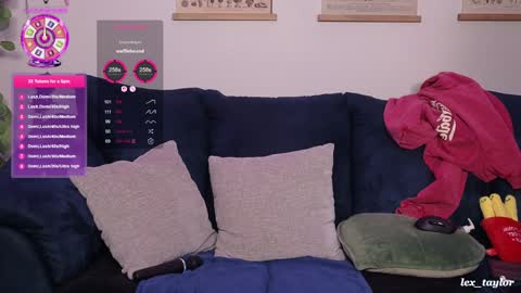 Snapshot of lex_taylor chatting on January 31, 5:53 pm Lex online show from January 31, 5:53 pm