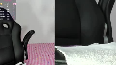 Snapshot of lexalove2 chatting on December 17, 7:20 pm Lexa Love online show from December 17, 7:20 pm