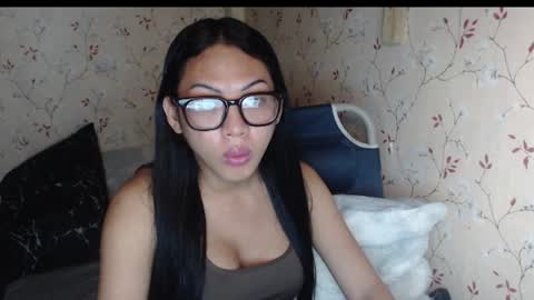Hev Lexi online show from June 14, 11:01 am