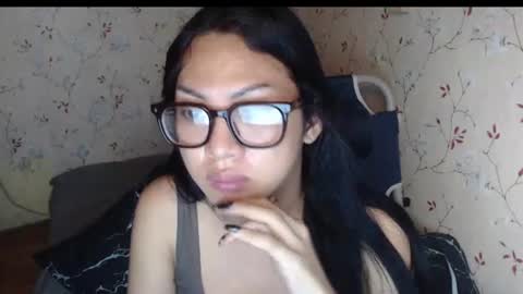 Hev Lexi online show from July 5, 11:45 pm