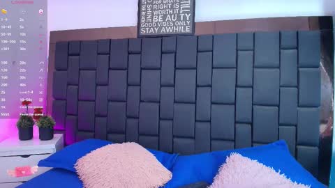 Snapshot of lexi_howard_ chatting on November 22, 4:55 am Lexi Howard online show from November 22, 4:55 am