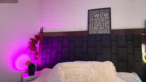 Snapshot of lexi_howard_ chatting on December 15, 2:16 am Lexi Howard online show from December 15, 2:16 am