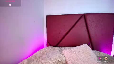 Snapshot of lexi_howard_ chatting on July 26, 5:53 pm Lexi Howard online show from July 26, 5:53 pm