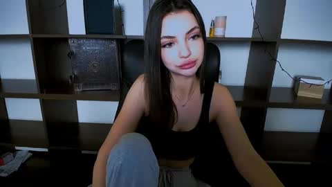 Snapshot of lexi_jos chatting on January 18, 5:37 pm Alexia online show from January 18, 5:37 pm