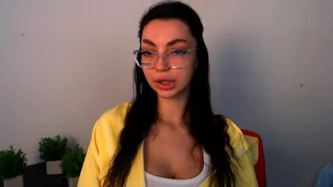 Snapshot of lexi_jos chatting on May 8, 11:48 am Alexia online show from May 8, 11:48 am