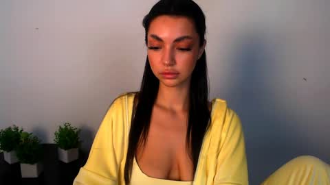 Snapshot of lexi_jos chatting on June 1, 10:50 am Alexia online show from June 1, 10:50 am