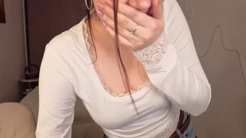 Snapshot of lexia_coy chatting on December 14, 5:40 pm Vicki online show from December 14, 5:40 pm