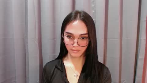 lexibabe_ online show from May 7, 9:25 am