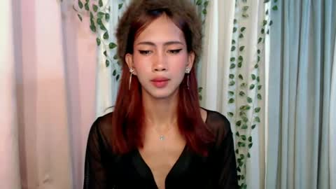 Snapshot of lexie_loveee chatting on June 22, 3:25 am lexie_loveee online show from June 22, 3:25 am
