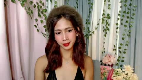 Snapshot of lexie_loveee chatting on June 23, 5:44 pm lexie_loveee online show from June 23, 5:44 pm
