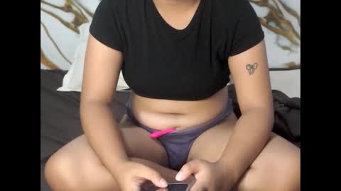 LEXIE online show from May 10, 2:00 pm