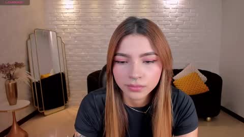 Snapshot of lexiewayne chatting on February 11, 7:27 pm Lexie online show from February 11, 7:27 pm